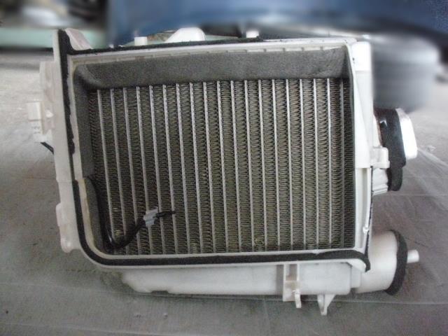 【中古】中古部品 クラウン JZS145 A/Cクーリングユニット 【3310050100-001198130860800】