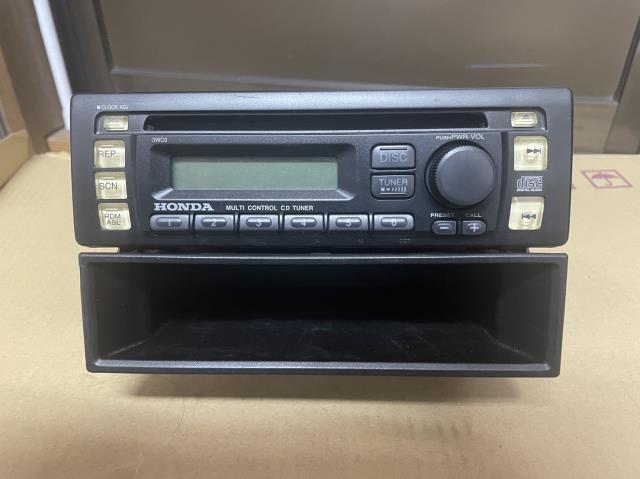 【中古】中古部品 シビック EU3 オーディオ 【3330490100-000708819861050】