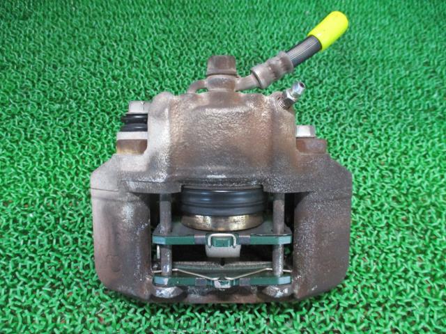 【中古】中古部品 サンバー S321B 右フロントキャリパー 【3330660100-000023319544330】