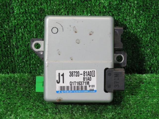 【中古】中古部品 ジムニー JB23W PSコンピューター 【3330900100-000023061163500】