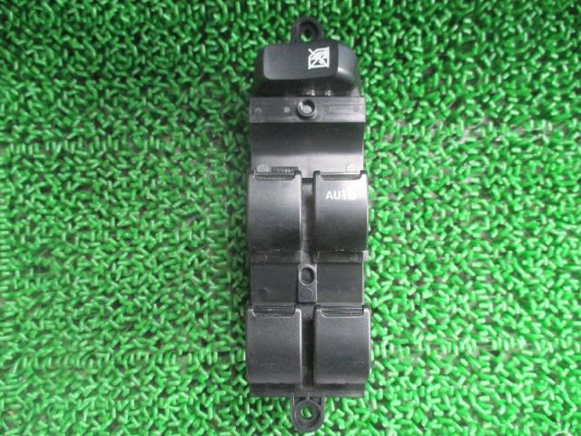 【中古】中古部品 ソリオ MA36S パワーウインドウスイッチ 【3500080000-230411000661900】