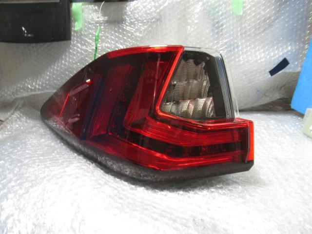 【中古】中古部品 レクサス RX AGL20W 左テールランプ 【3500220000-230826500315600】