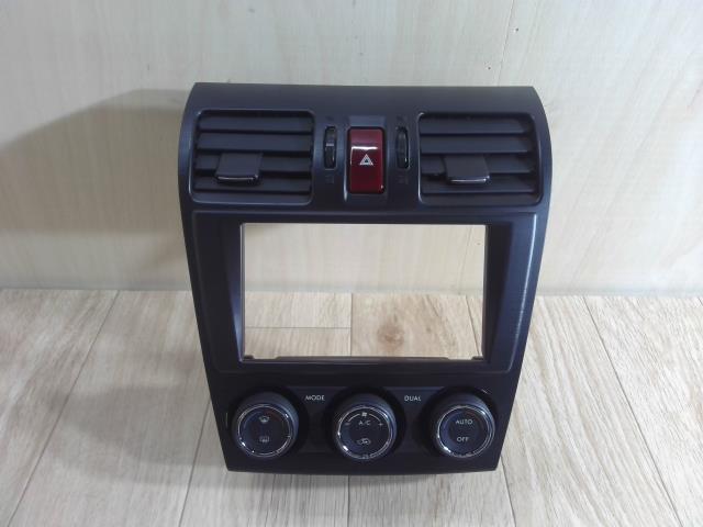 【中古】中古部品 インプレッサ GP7 A/Cスイッチパネル 【3310390100-230808001360900】