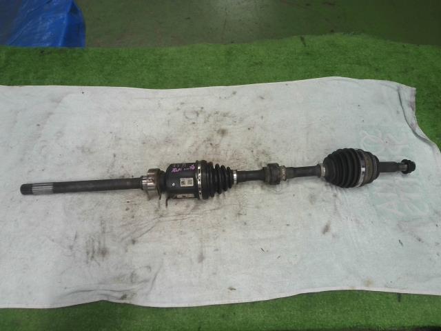【中古】中古部品 カルディナ AZT246W 右フロントドライブシャフト 【3310200100-000020175842100】