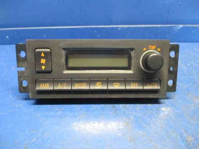 【中古】中古部品 いすゞ大型車 CYJ77AL A/Cスイッチパネル 【3310270100-000013787060900】