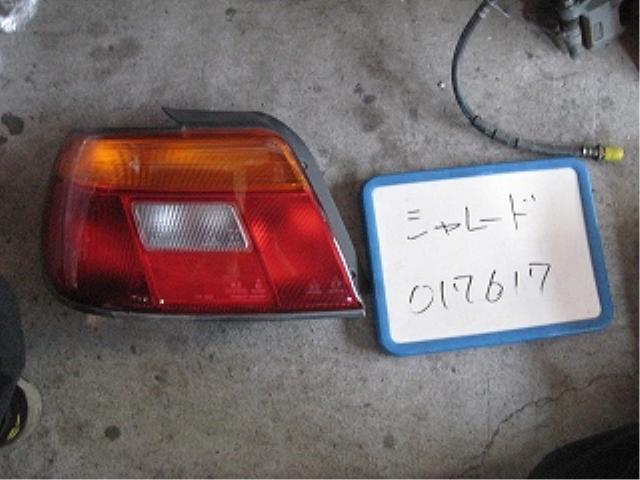 【中古】中古部品 シャレード G203S 左テールランプ 【3310050100-000598451815600】