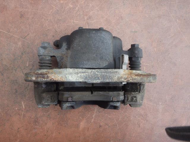 【中古】中古部品 アクティ HH5 右フロントキャリパー 【3331010800-000021378944330】