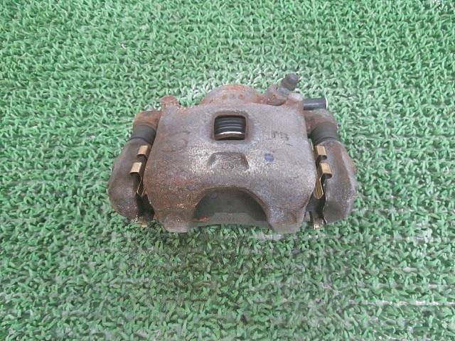 【中古】中古部品 エブリィ DA17V 右フロントキャリパー 【3330380100-000035033244330】