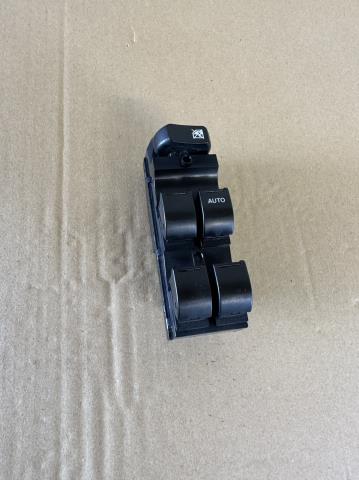 【中古】中古部品 ワゴンR MH23S パワーウインドウスイッチ 【3330430100-230915000161900】