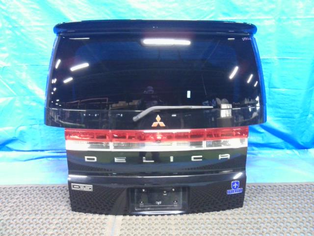 【中古】中古部品 デリカD5 CV5W バックドア 【3310200100-000020183515800】