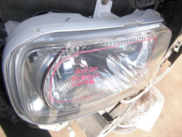 【中古】中古部品 ネイキッド L750S 右ヘッドランプ 【3310050100-001329843210800】