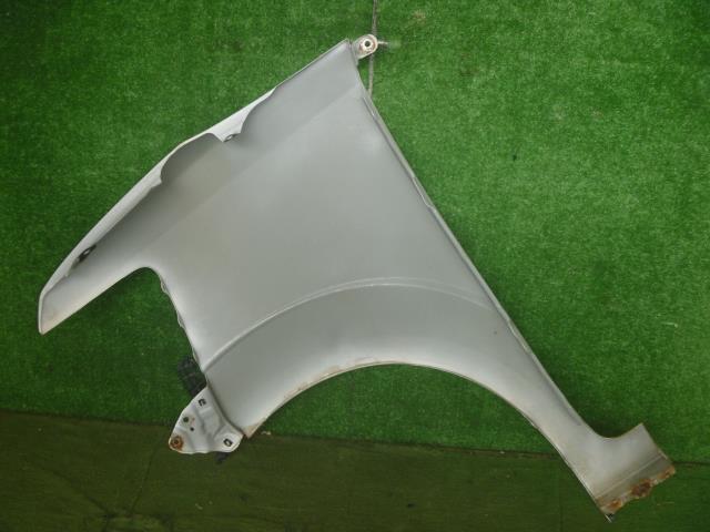 【中古】中古部品 N−BOX JF2 右フロントフェンダー 【3330370100-000233021710600】