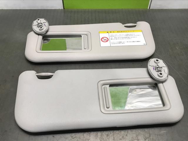 【中古】中古部品 カローラアクシオ NZE161 サンバイザー 【3330530100-000005151577350】