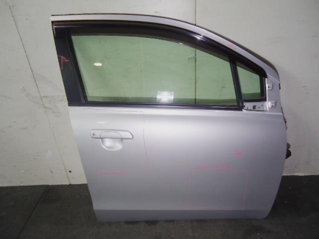 【中古】中古部品 キャロル HB25S 右フロントドア 【3310050100-001614310113100】