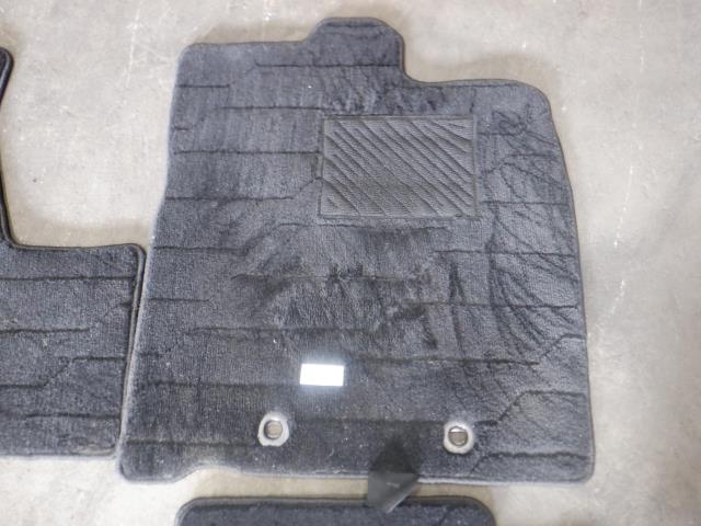 【中古】中古部品 タンク M900A フロアマット 【3340140100-000023413577450】 2