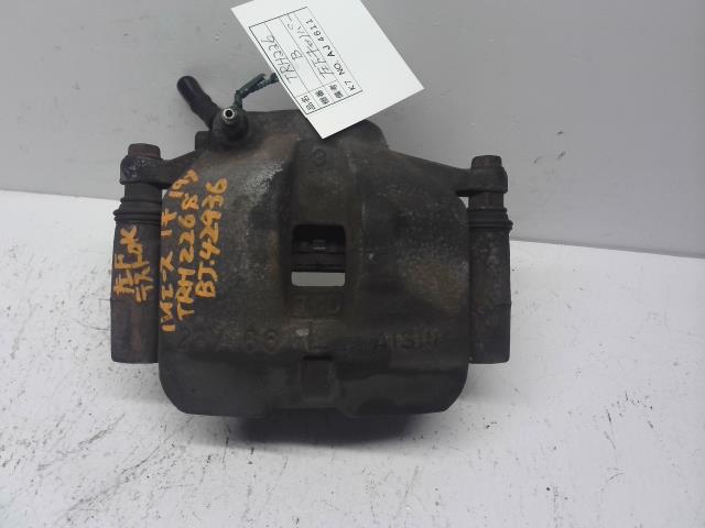 【中古】中古部品 ハイエース TRH226 左フロントキャリパー 【3310160100-000004293644360】