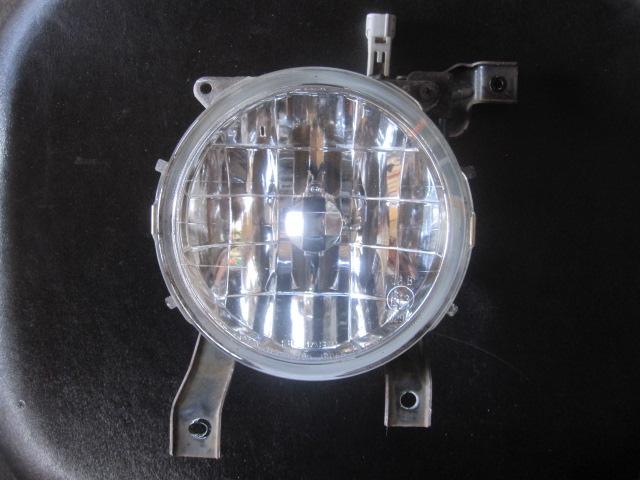 【中古】中古部品 プレオ RA1 左フォグランプ 【3310050100-000976529410950】