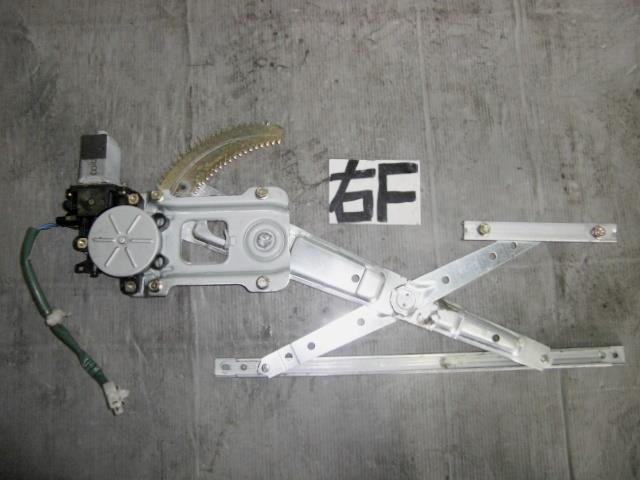 メーカー スバル 車名 プレオ 型式類別 09206-0227 グレード ネスタGスペシャル 認定型式 GF-RA1 車両タイプ 5ドアハッチバック 年式 H12/5 シフト CVT 駆動 通称型式 RA1B5HC エンジン型式 EN07W ミッション型式 アクスル型式 車体色 プラチナシルバーメタリック 車体色No 821 トリム色No 110 走行距離(Km) 126,000 メーカー純正品番 61222KE000 部品メーカー品番 保証 0ヶ月/0km 付加情報 PW; モーター付（61188KE000）；メーカー.ミツバ；カプラ1ケ　ピン数2P；テストOK 商品情報 ※純正番号およびモデル番号は参考としてください。※リビルト部品を購入される際のお願い【再生部品】と表示されているものをリビルト部品と呼んでいます。リビルト部品の場合には、交換時に取り外した部品をご返却していただく場合があります。詳しくはこちら※大物商品(ドア・ボンネット・バンパー等)は個人宅への配送ができない場合がございます。その場合、最寄りの配送業者支店止め等の対応となりますので、あらかじめご了承ください。 ページ上部へ【中古】中古部品 プレオ RA1 右フロントドアレギュレータ・モーター 【3310050100-001278079113120】