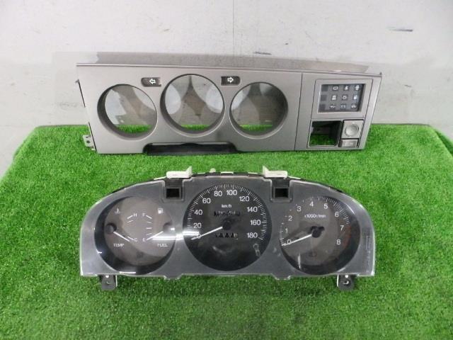 【中古】中古部品 ラシーン RFNB14 スピードメーター 【3260250000-000023112861400】