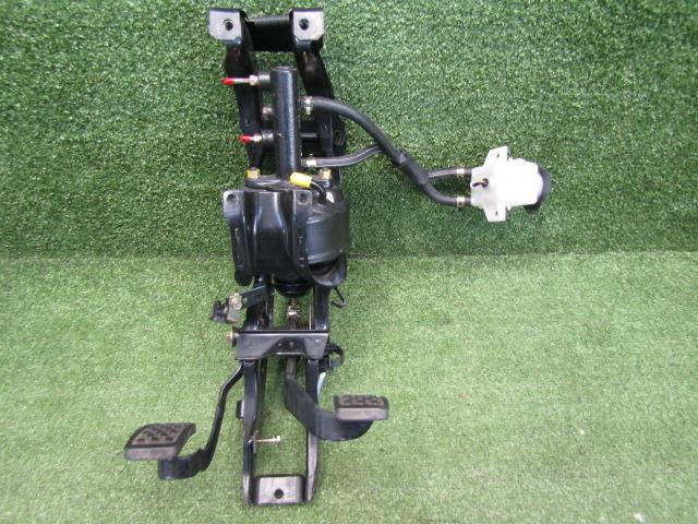 【中古】中古部品 ミニキャブ U19T ブレーキマスター 【3330200100-220920000047160】