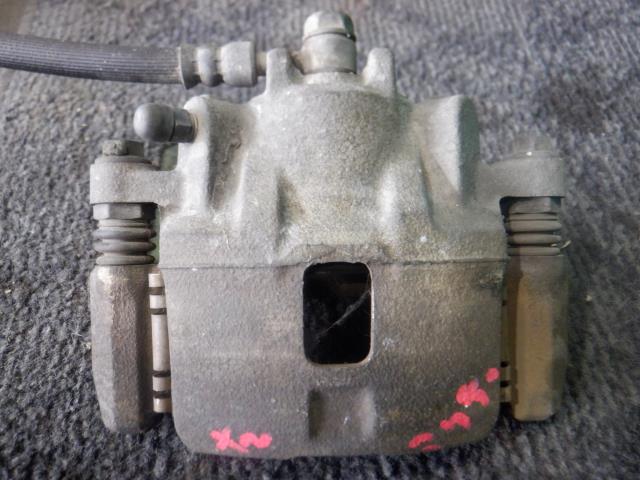 【中古】中古部品 アクティ HA7 左フロントキャリパー 【3340140100-000023503944360】