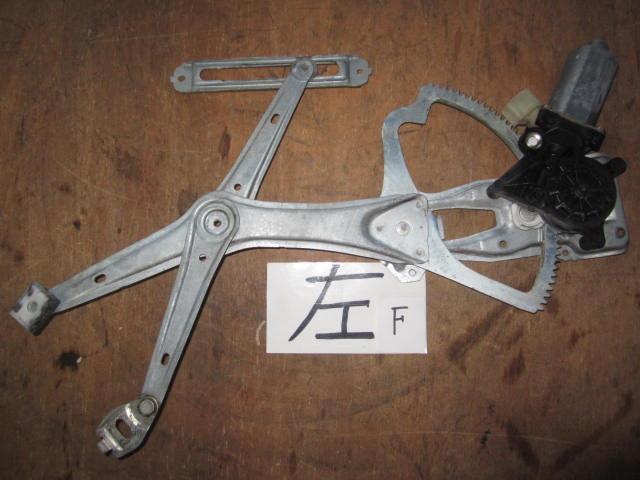 【中古】中古部品 ベンツ Eクラス 210065 左フロントドアレギュレータ・モーター 【3310050100-001085795813220】