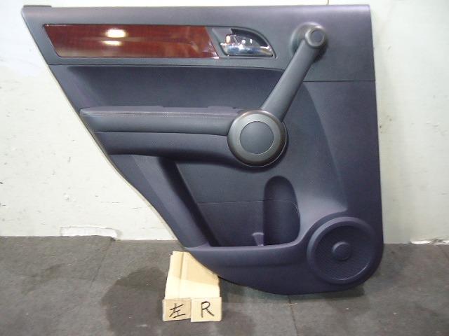【中古】中古部品 CR−V RE3 左リアドアトリム 【3310050100-001646126313450】