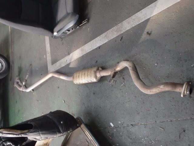 【中古】中古部品 BMW 3シリーズ VA20 エキゾーストセンターマフラー 【3331010800-000021455522300】