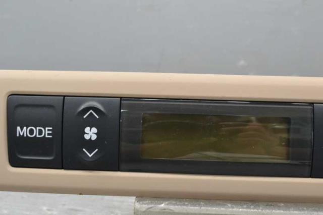 【中古】中古部品 ヴェルファイア GGH25 A/Cスイッチパネル 【3310580000-23100900...
