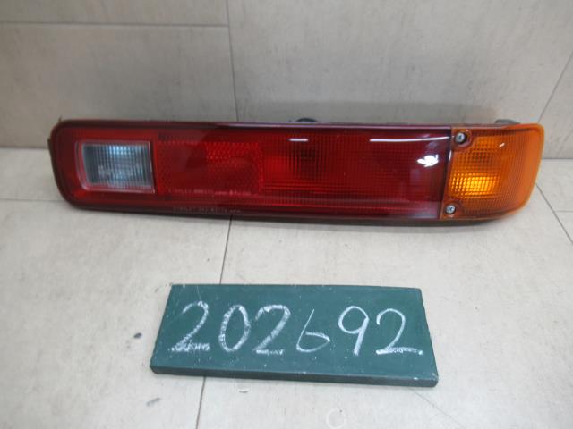 【中古】中古部品 バモスホビオ HM3 右テールランプ 【3310120100-231011000115500】