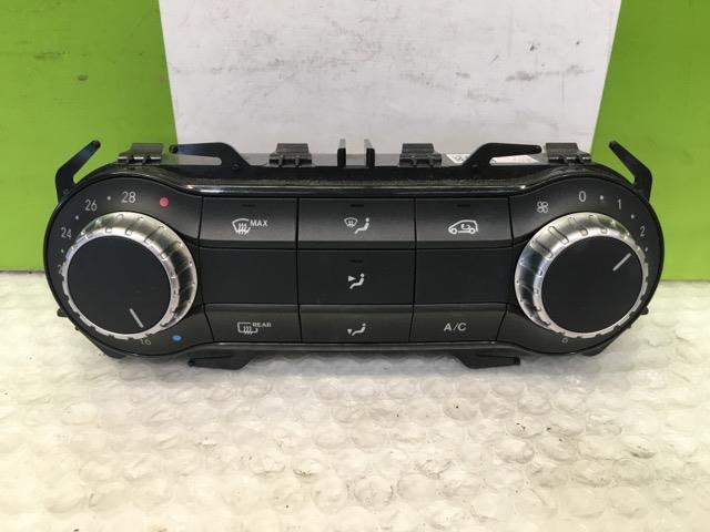 【中古】中古部品 ベンツ Bクラス 246242 A/Cスイッチパネル 【3330530100-000005159160900】