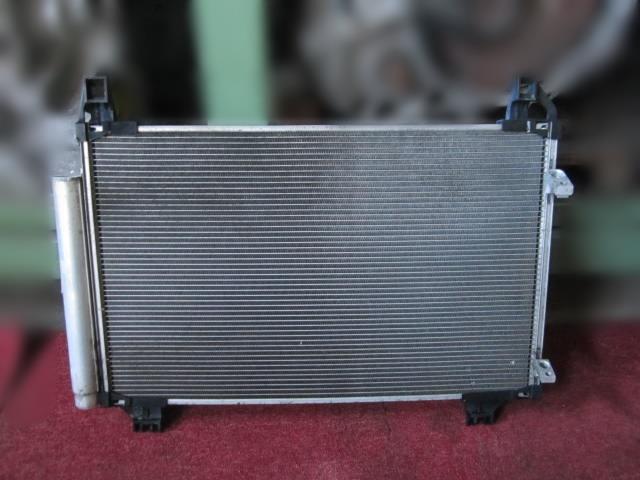 【中古】中古部品 ラクティス NCP100 コンデンサー 【3310050100-001064917160600】