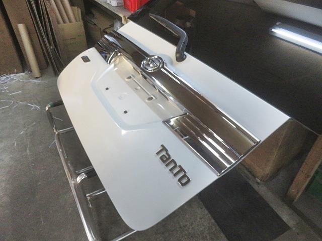 【中古】中古部品 タント LA610S バックドア 【3330380100-000035036715800】 2