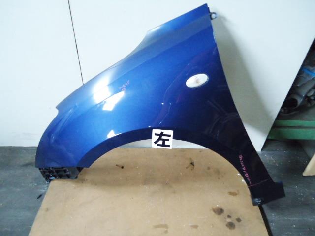 スイフト DBA-ZC71S 左Fフェンダー XG K12B CVT Z7T 57711-73K00