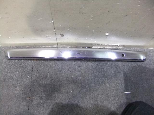【中古】中古部品 ティーダ ラティオ SC11 リアフィニッシャーパネル 【3310050100-001540195415200】
