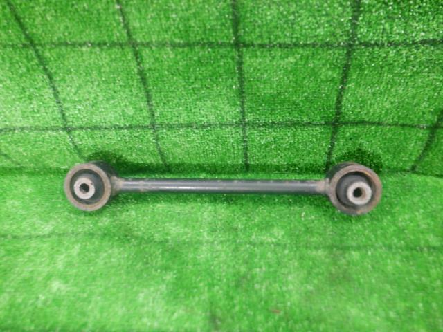 【中古】中古部品 ライフ JB2 左リアアッパアーム 【3330420100-231019000151850】