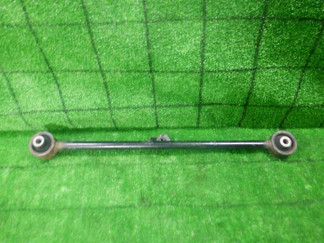 【中古】中古部品 ライフ JB2 右リアロアアーム 【3330420100-231019000151820】