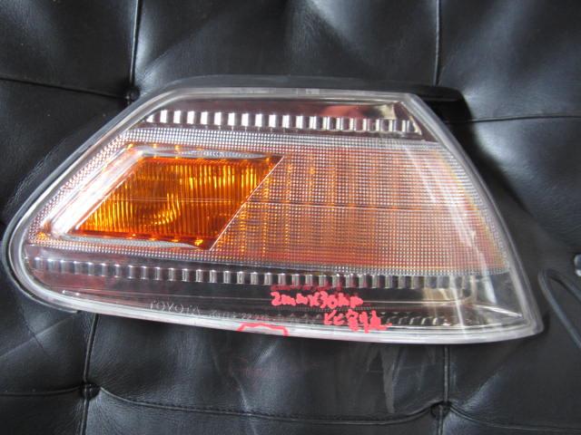 【中古】中古部品 マークII GX100 右クリアランスランプ 【3310050100-001088559711000】