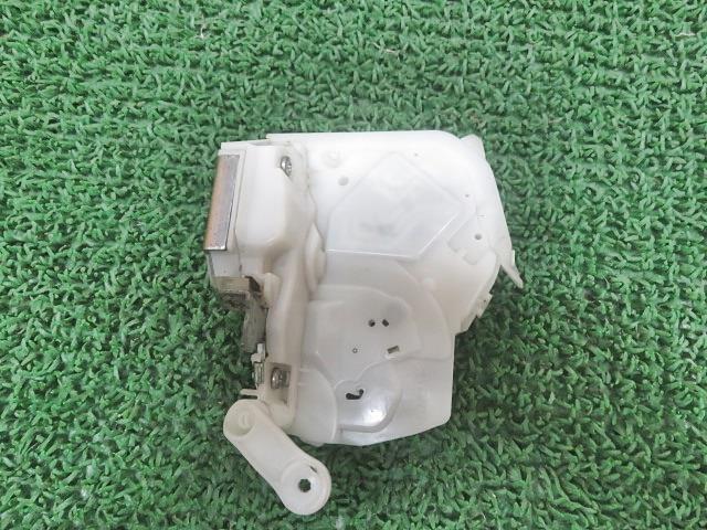 【中古】中古部品 ムーヴ L175S 右フロントドアロックソレノイド 【3330380100-000035039664550】