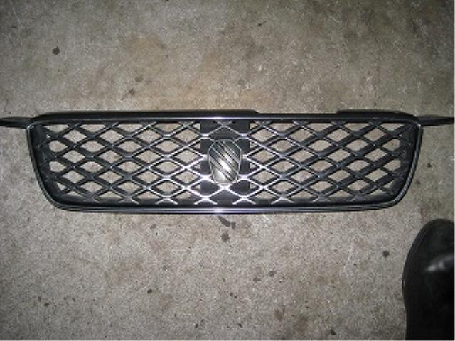 【中古】中古部品 スプリンター AE110 ラジエータグリル 【3310050100-000581797810400】