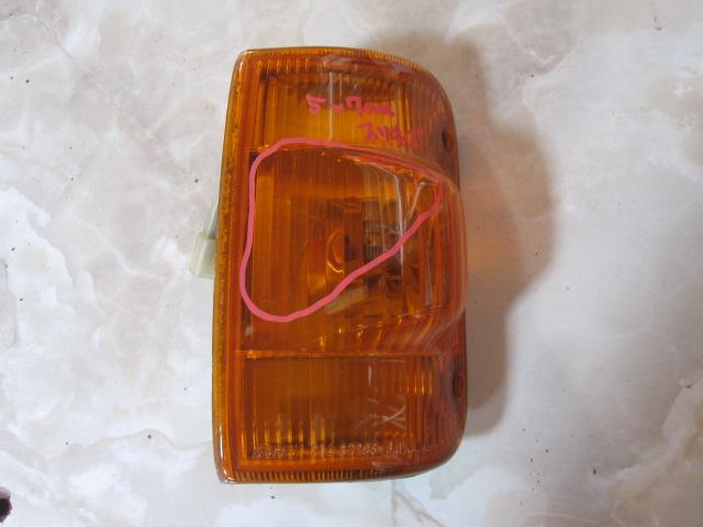 【中古】中古部品 エブリィ DE51V 左クリアランスランプ 【3310050100-000958362311100】