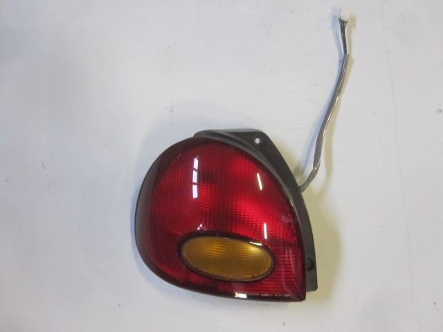 【中古】中古部品 ミニカ H31A 左テールランプ 【3310050100-000997108615600】