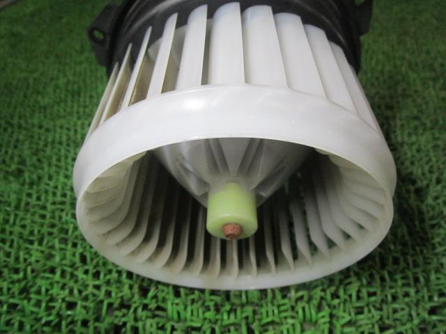 【中古】中古部品 ライフ JC1 ヒーターブロアモーター 【3330540100-2311070003679...