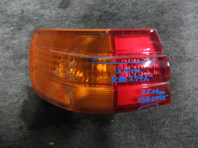 【中古】中古部品 コロナプレミオ AT210 左テールランプ 【3310050100-001061409315600】