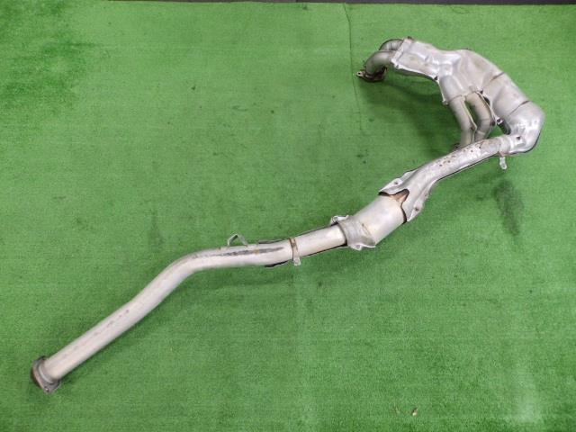 【中古】中古部品 インプレッサ GT2 フロントエキゾーストパイプ 【3260250000-000023164322200】