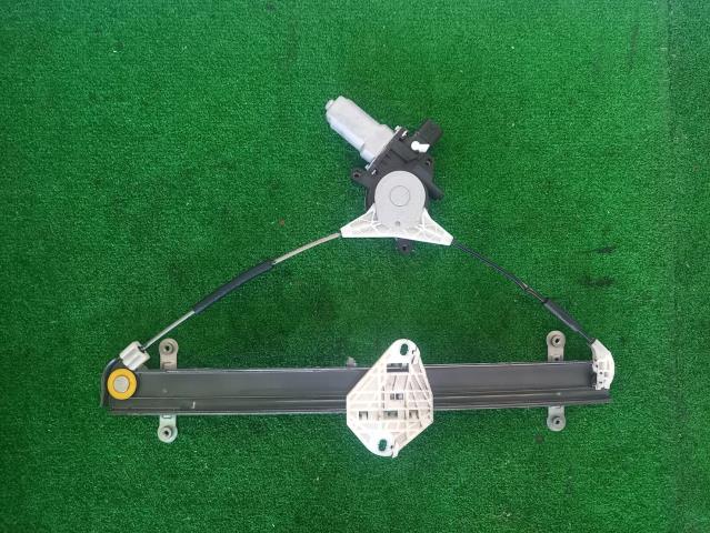 【中古】中古部品 オデッセイ RB1 右フロントドアレギュレータ・モーター 【3310080100-221212000113120】