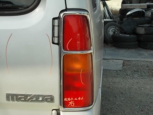 【中古】中古部品 AZ−オフロード JM23W 右テールランプ 【3310210100-231021000215500】
