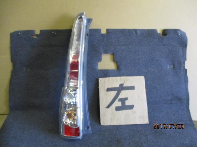 【中古】中古部品 ステラ RN2 左テールランプ 【3331010600-001370176015600】