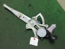 【中古】中古部品 ヴィッツ KSP90 左フロントドアレギュレータ・モーター 【3310300100-231010000313220】