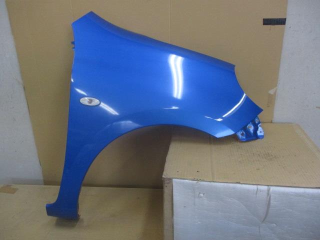 【中古】中古部品 マーチ K13 右フロントフェンダー 【3330650100-000233051710600】
